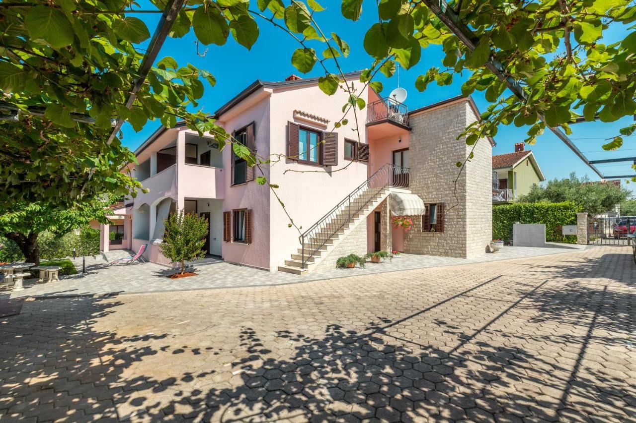 Sanja Premium Apartments Porec Luaran gambar