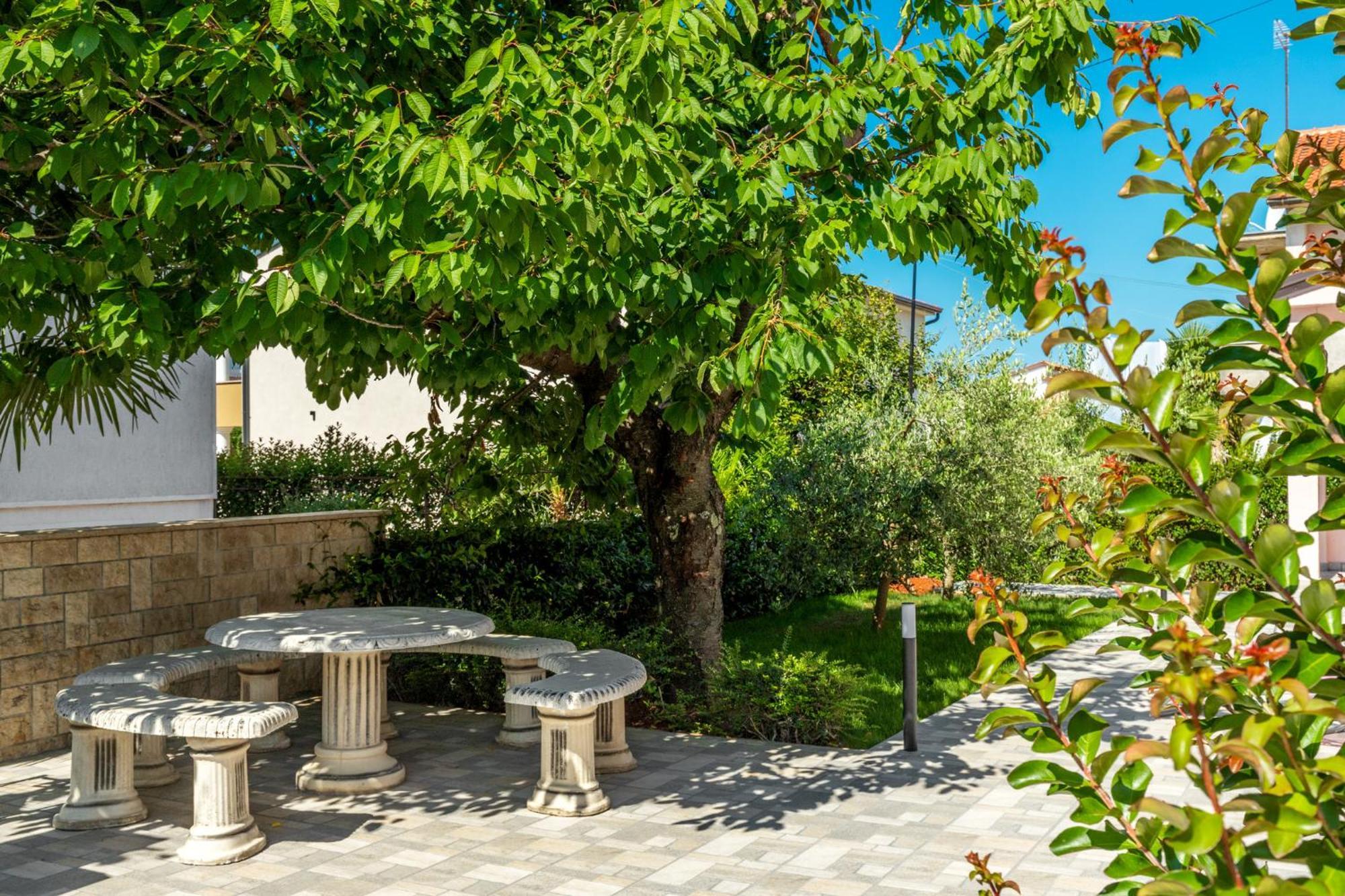 Sanja Premium Apartments Porec Luaran gambar
